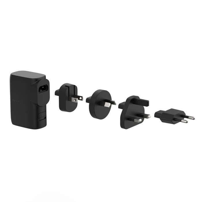 Belkin BoostCharge Hybrid Wall Charger 25W and Power Bank 5K Travel Kit